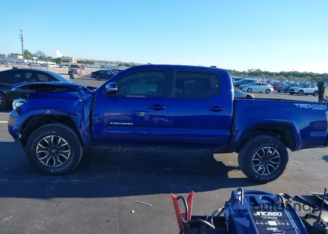 2022 Toyota Tacoma Trd Sport из США, поврежденный, VIN 3TMCZ5AN8NM459582